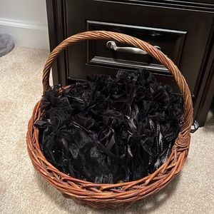 !!MYSTERY!! Bundled Jewelry *read description*